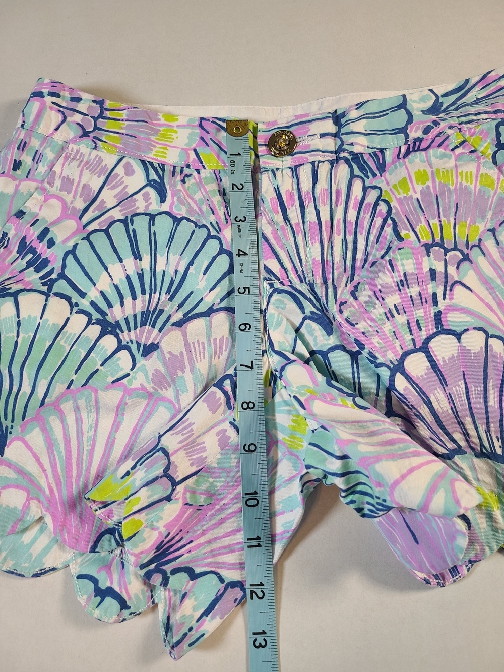 Lilly Pulitzer Womens Pastel Seashell Print Scalloped Buttercup Shorts Size 2 - Picture 8 of 11